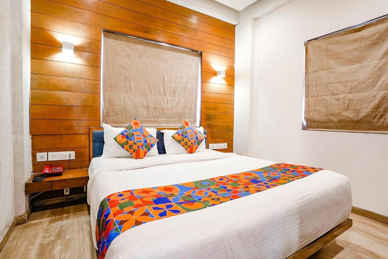 Fabhotel Kyra - Near Airport Road Amhedabad Dış mekan fotoğraf