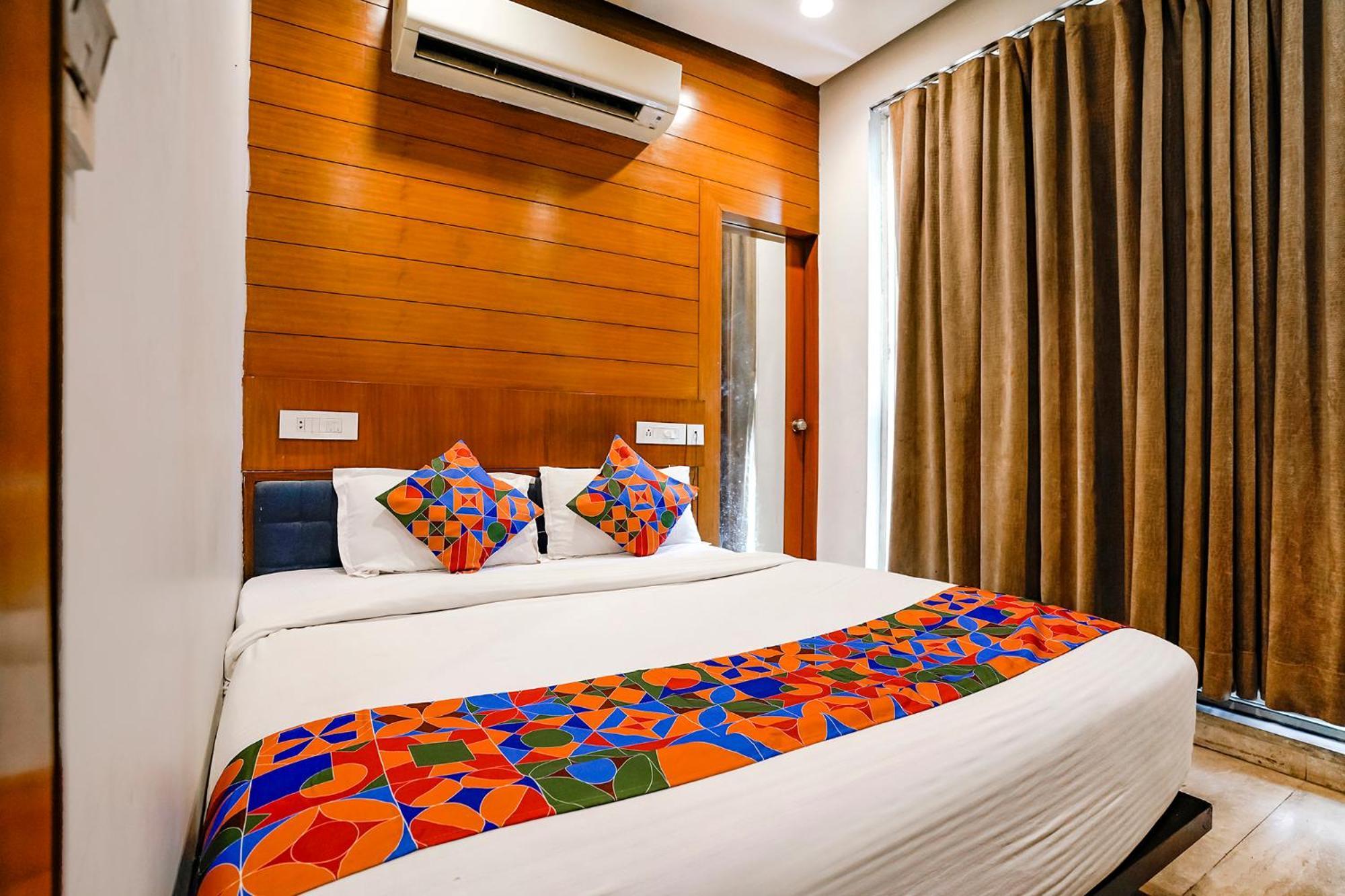Fabhotel Kyra - Near Airport Road Amhedabad Dış mekan fotoğraf