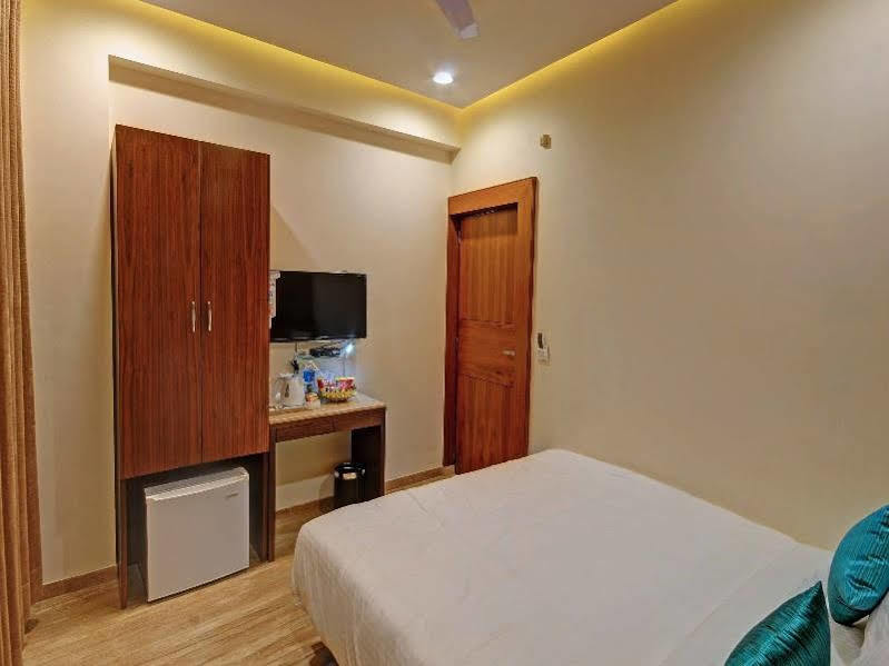 Fabhotel Kyra - Near Airport Road Amhedabad Dış mekan fotoğraf