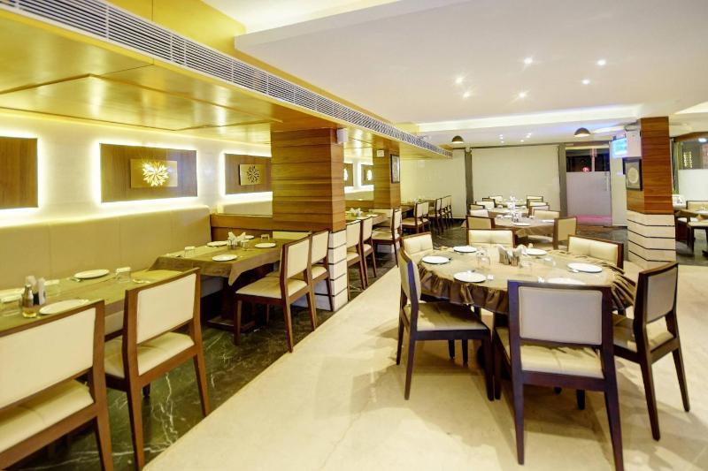 Fabhotel Kyra - Near Airport Road Amhedabad Dış mekan fotoğraf