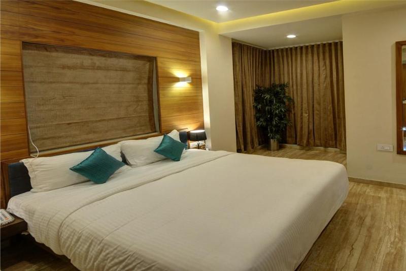 Fabhotel Kyra - Near Airport Road Amhedabad Dış mekan fotoğraf